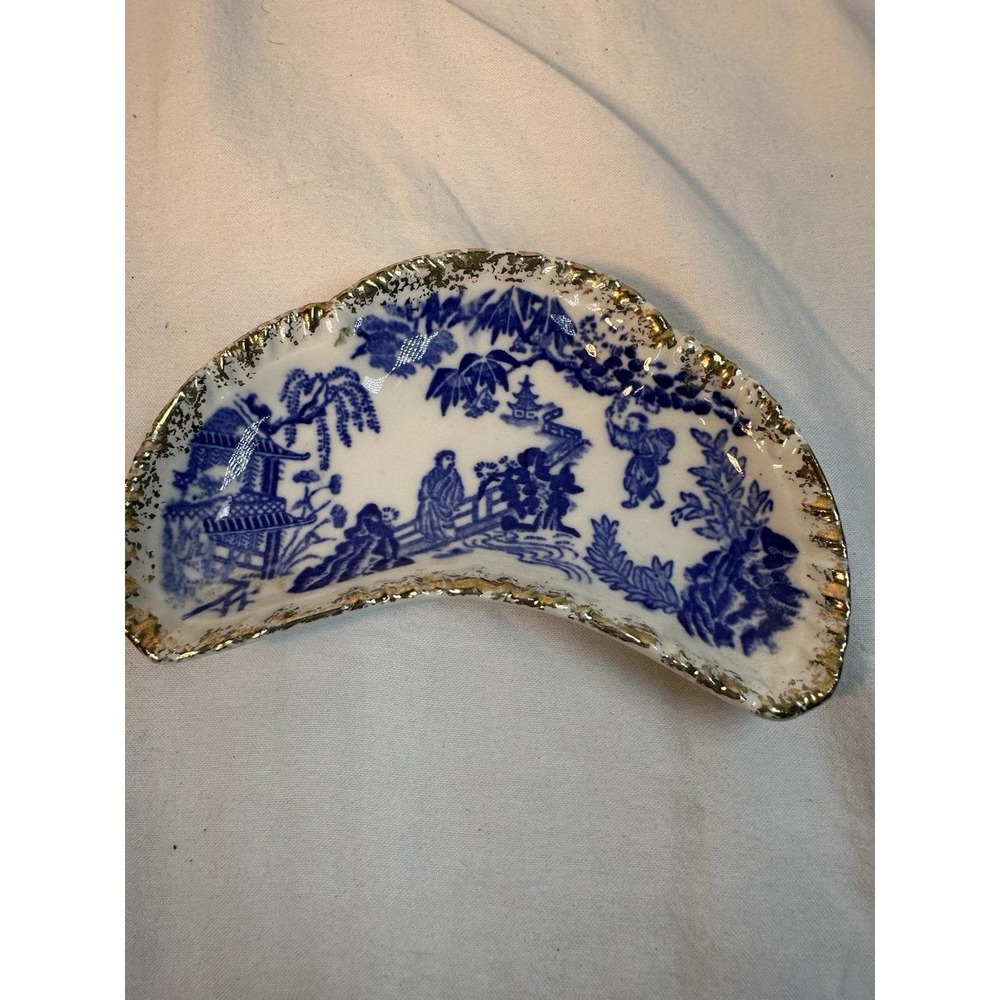 Vintage Japan Blue and White Crescent Bone Dish & Matching Spreader Knife Set 5" - Picture 5 of 7